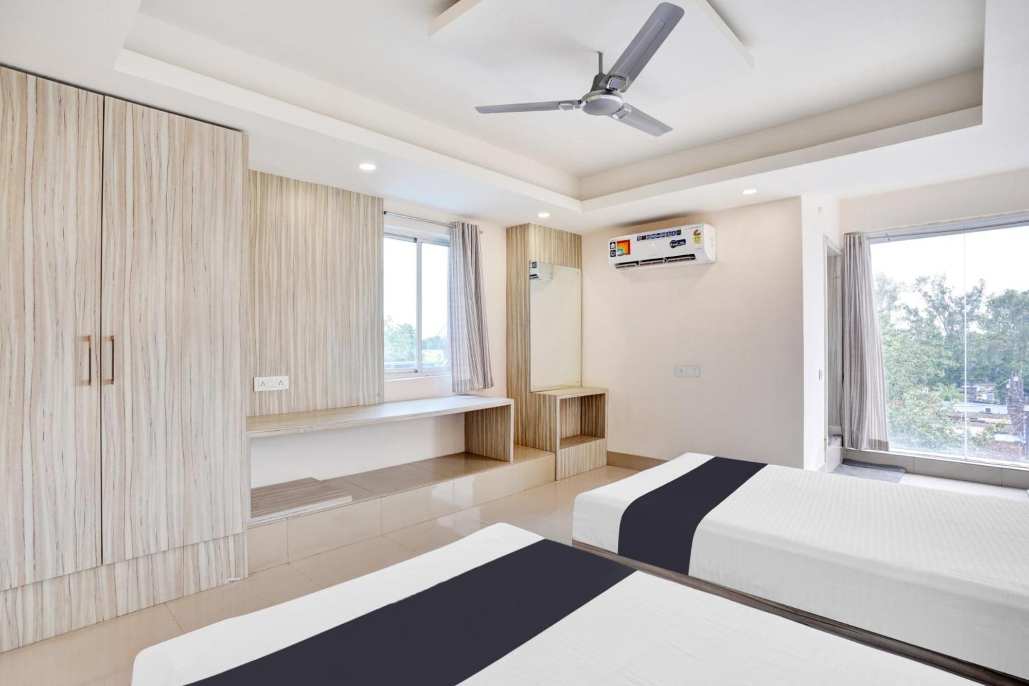 Hotel O Vira Джамшедпур Екстериор снимка