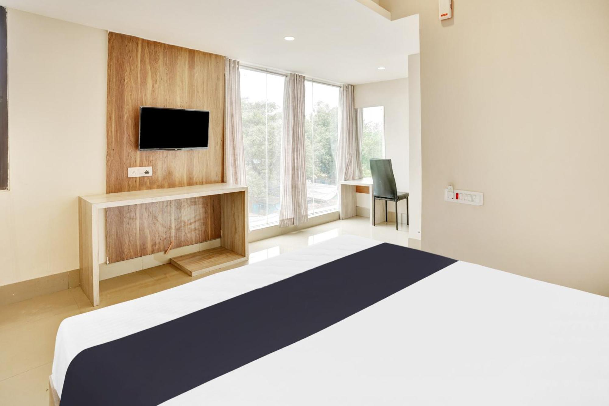 Hotel O Vira Джамшедпур Екстериор снимка